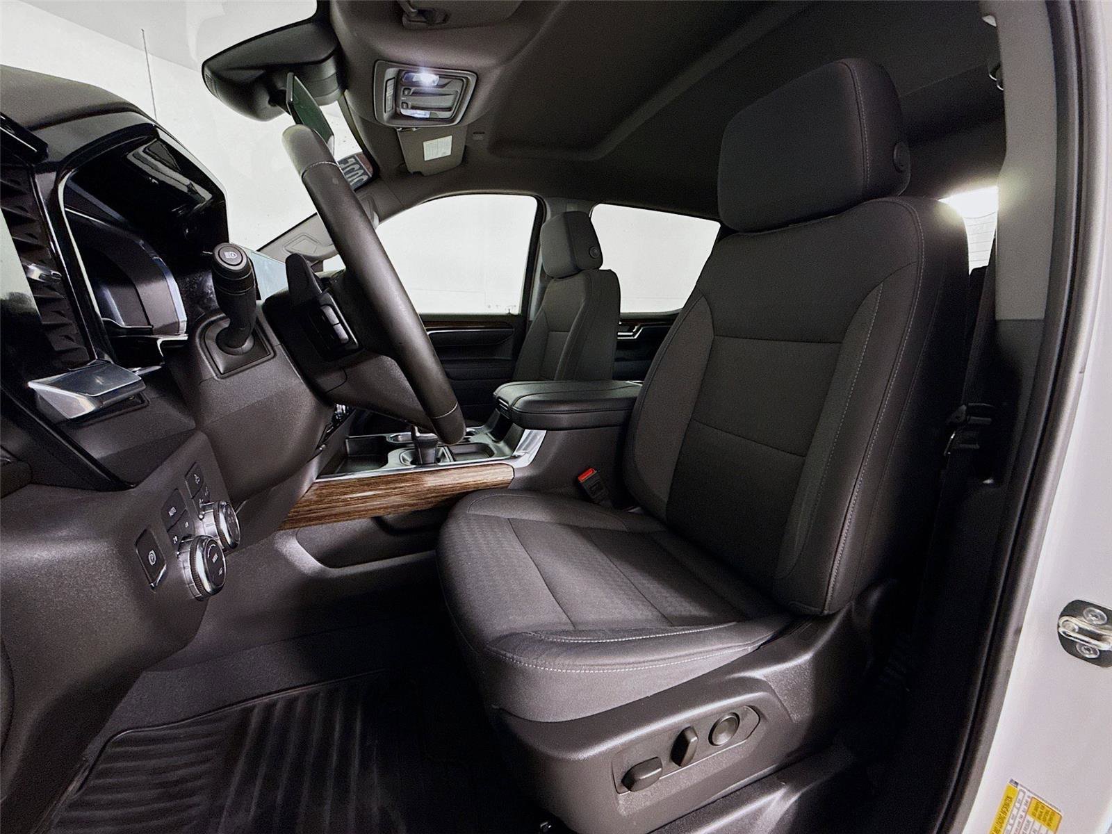 Certified 2025 GMC Sierra 1500 Elevation AWD/4WD image 21