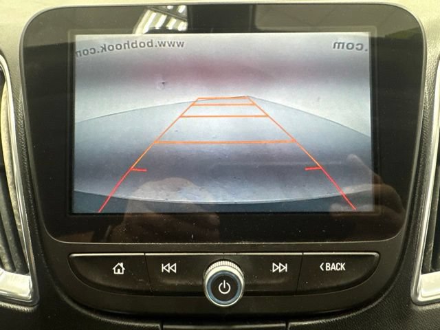 Used 2016 Chevrolet Malibu Premier FWD image 17