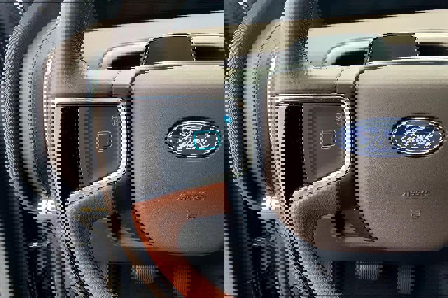 Used 2025 Ford Expedition King Ranch image 21