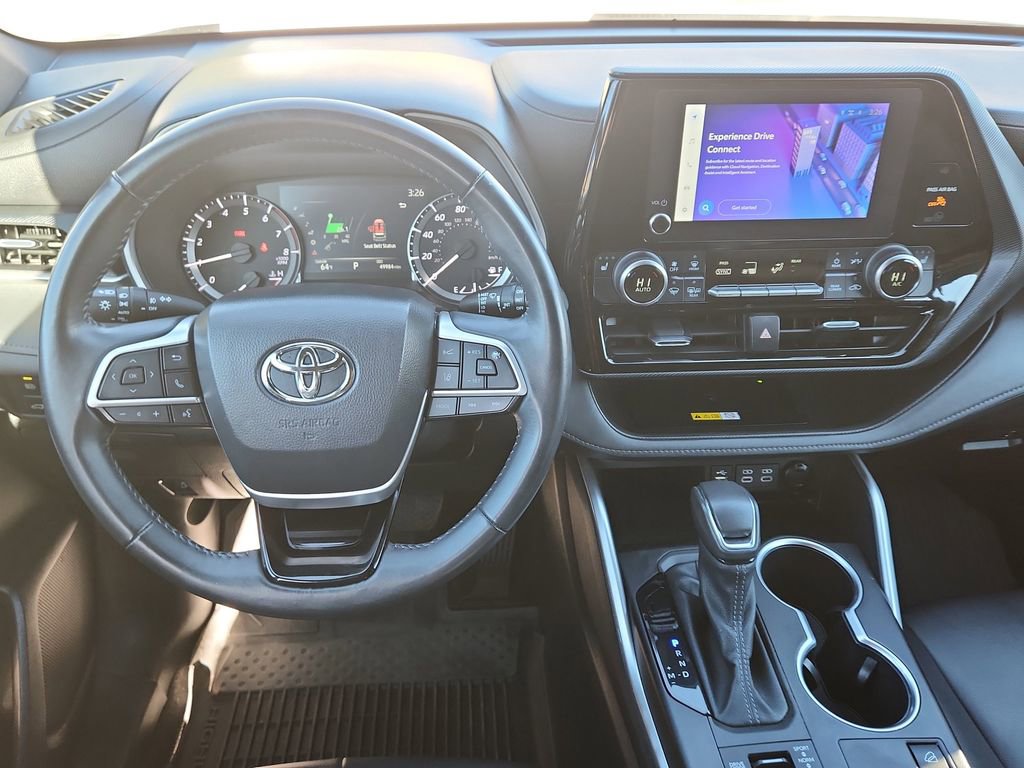 Used 2023 Toyota Highlander XSE image 11