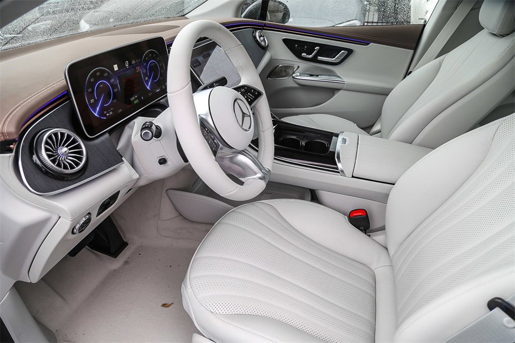 Used 2024 Mercedes-Benz EQE 350+ 4MATIC Sedan image 24