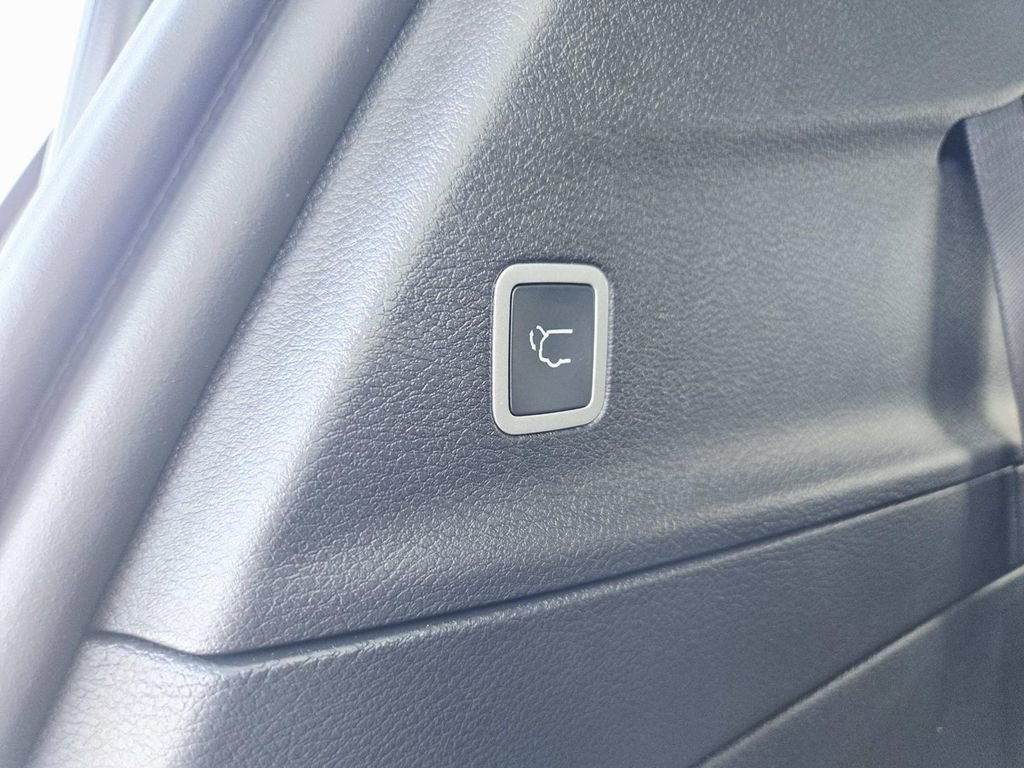 New 2026 Chrysler Pacifica Select image 17