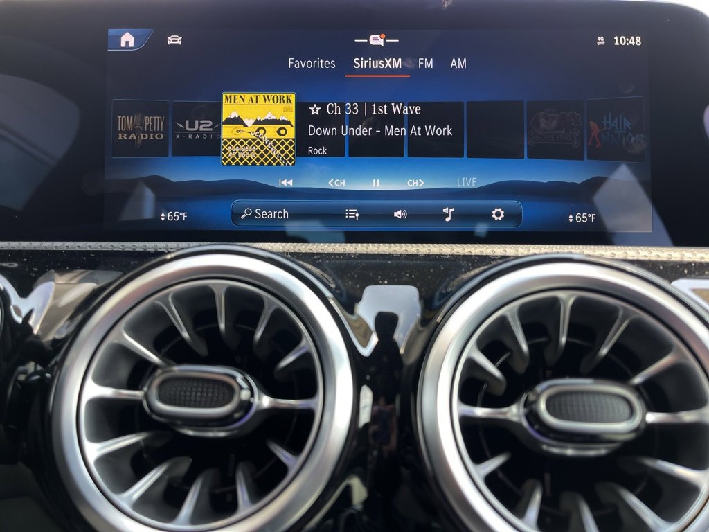 Used 2025 Mercedes-Benz CLA 35 AMG 4MATIC image 34