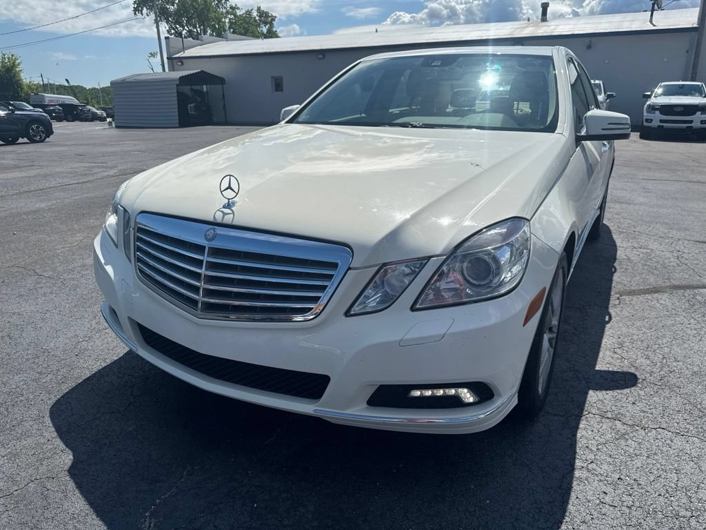 Used 2010 Mercedes-Benz E 350 Sedan image 52