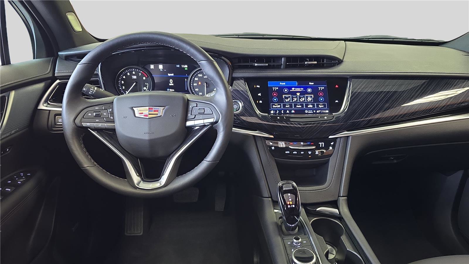 Used 2025 Cadillac XT6 Premium Luxury w/ Technology Package image 9