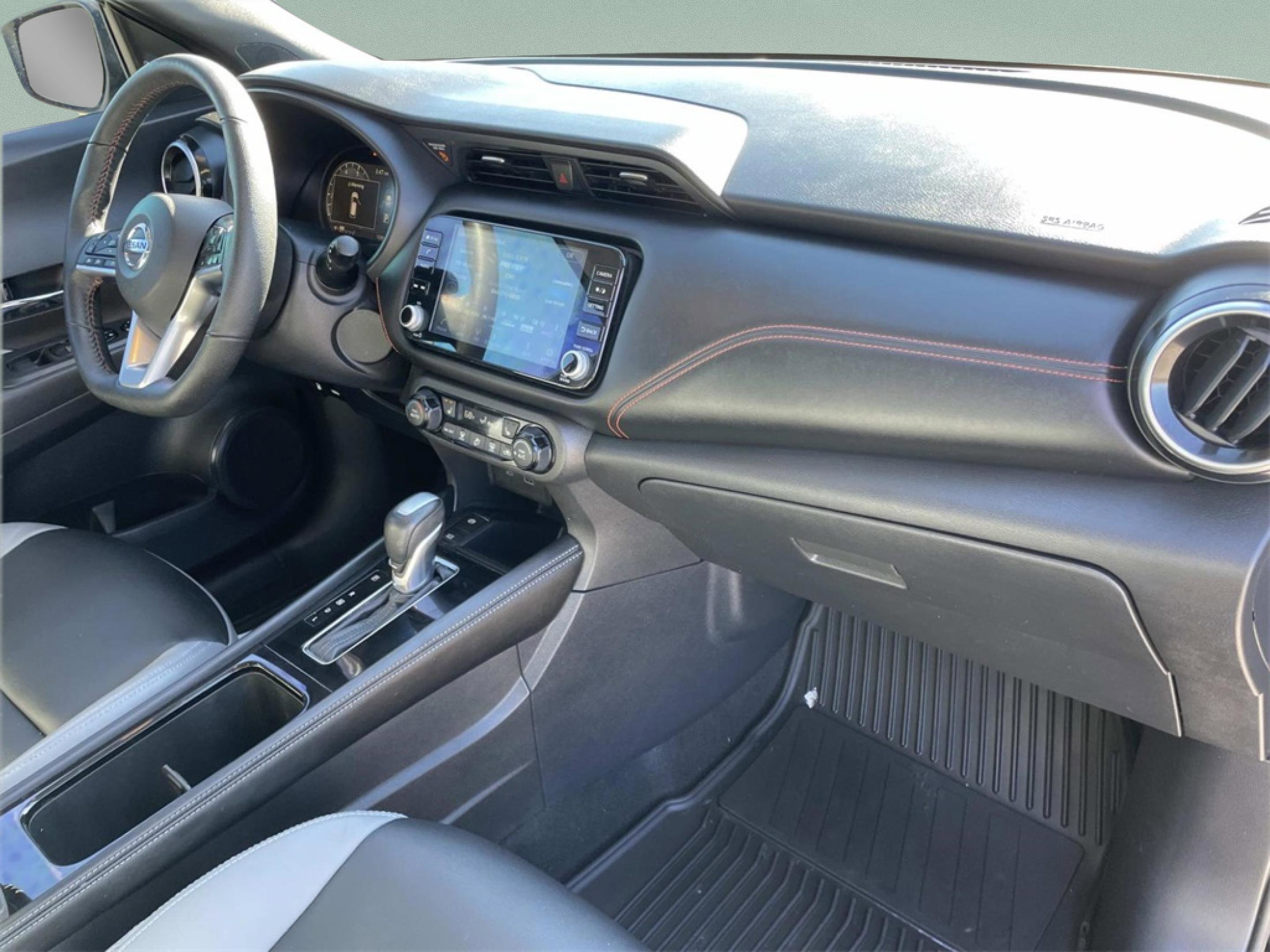 Used 2021 Nissan Kicks SR w/ SR Premium Package image 21