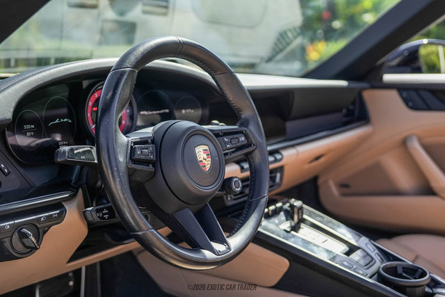 Used 2024 Porsche 911 Cabriolet image 30