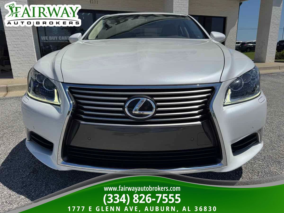 Used 2015 Lexus LS 460 L RWD image 3
