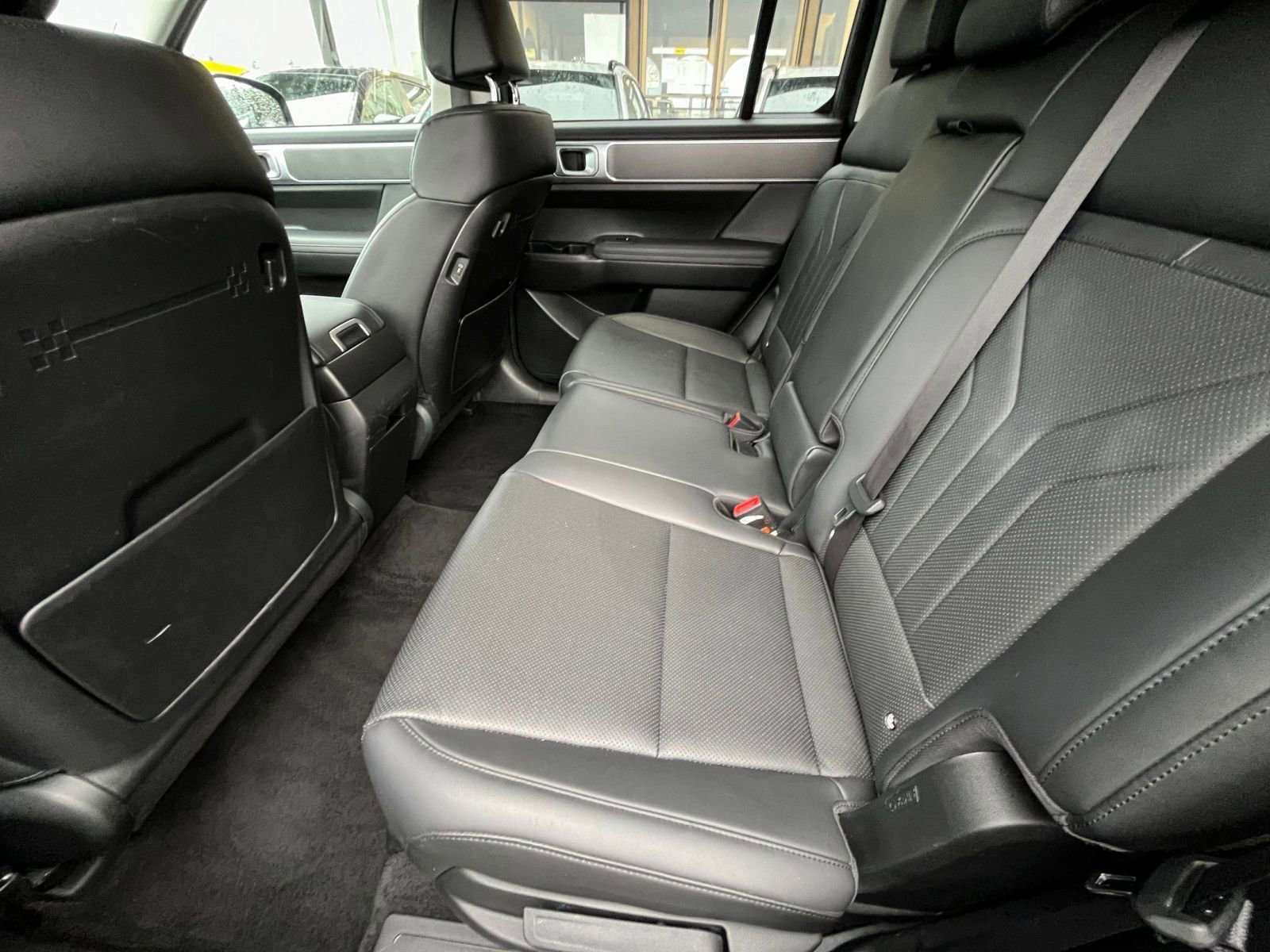 Used 2025 Hyundai Santa Fe SEL image 28