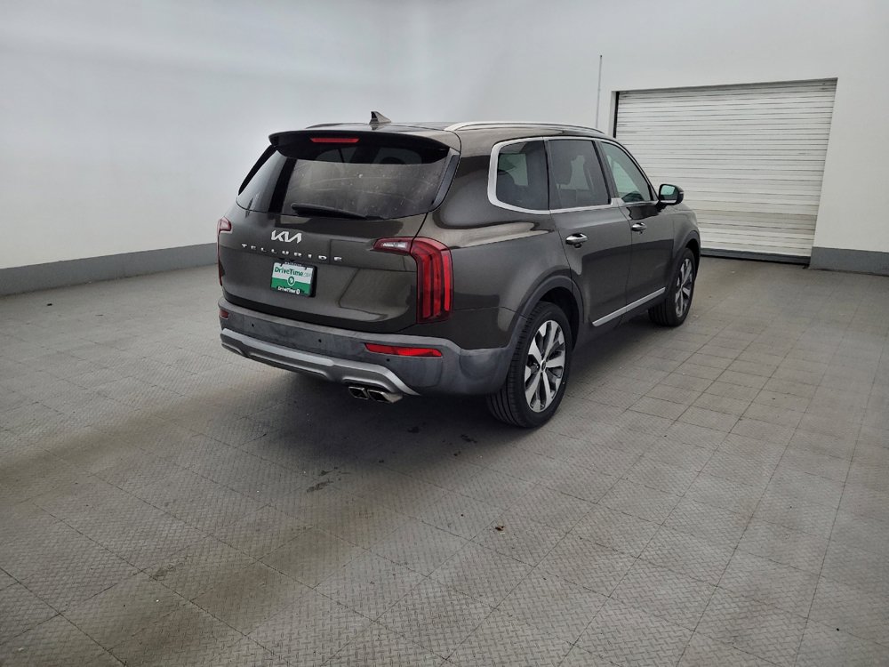 Used 2022 Kia Telluride S FWD image 9
