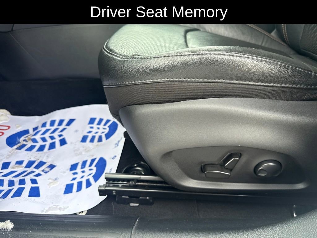 Certified 2022 Jeep Compass Limited w/ Elite Group image 17