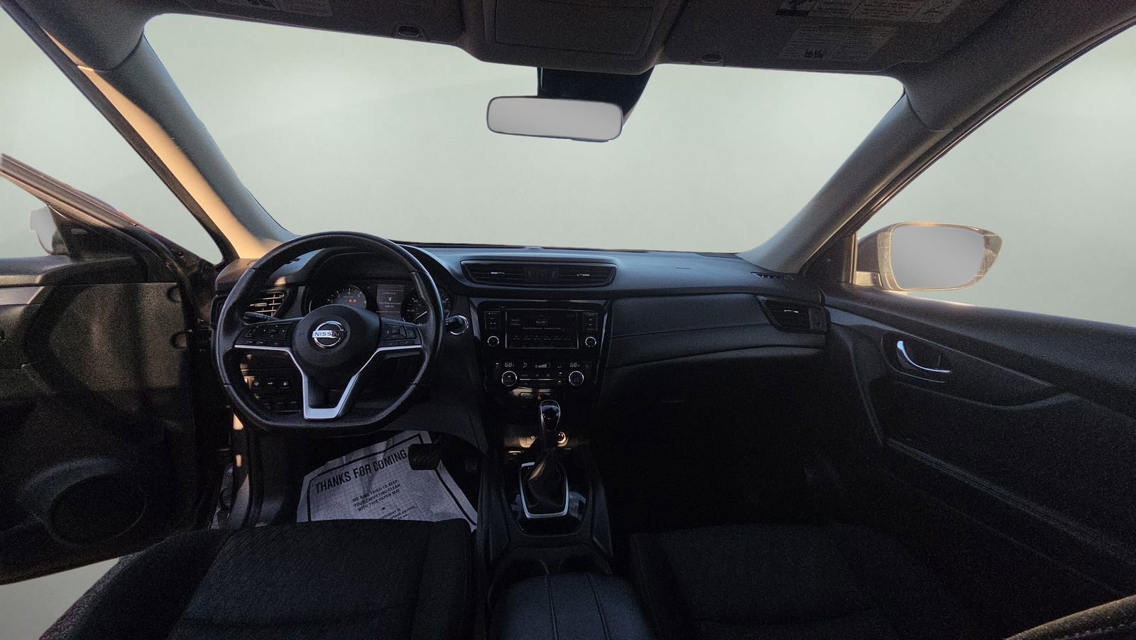 Used 2019 Nissan Rogue SV w/ Premium Package image 23