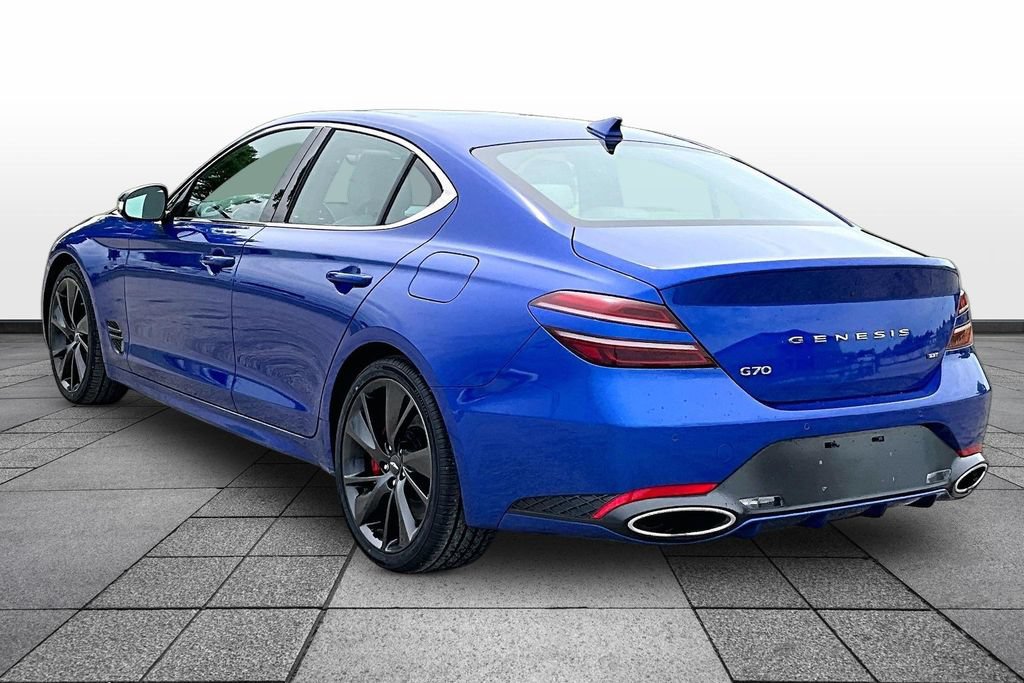 Used 2022 Genesis G70 3.3T RWD image 11