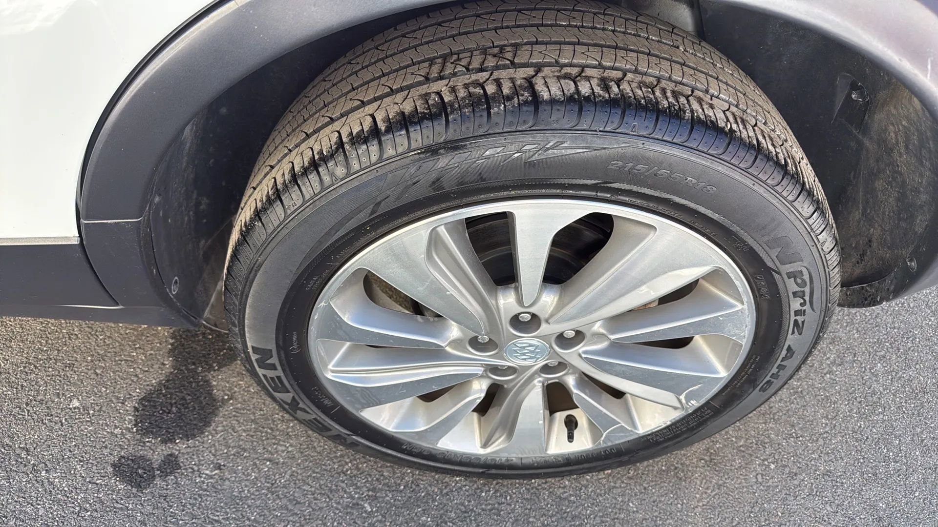 Used 2018 Buick Encore Preferred image 9