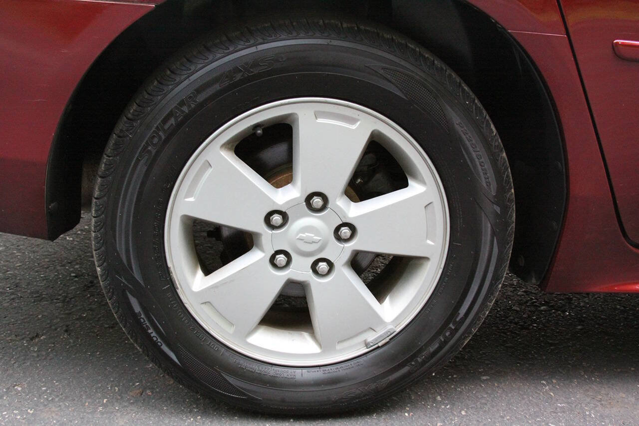 Used 2009 Chevrolet Impala LT FWD image 30