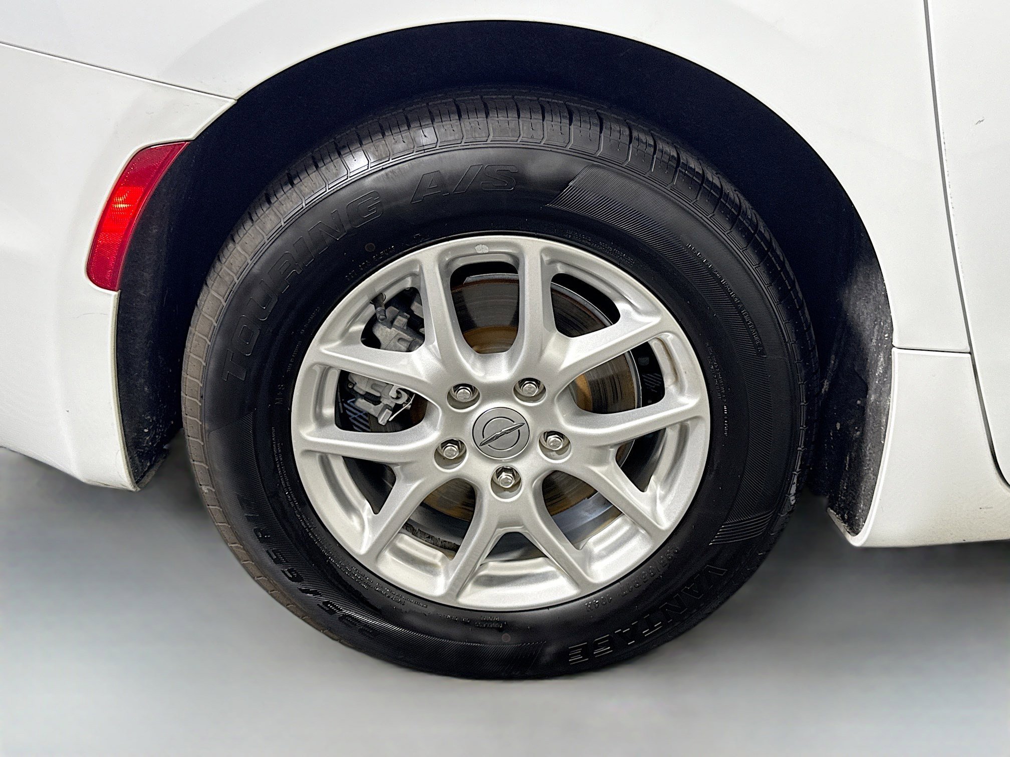 Used 2023 Chrysler Pacifica Touring-L image 33