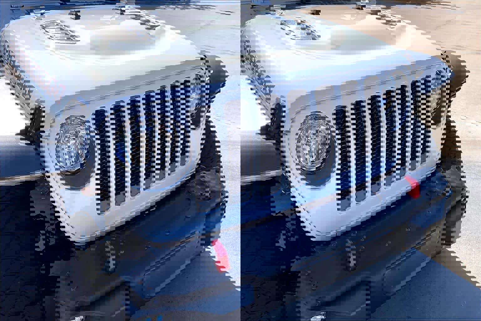 Used 2018 Jeep Wrangler Unlimited Rubicon AWD/4WD image 28