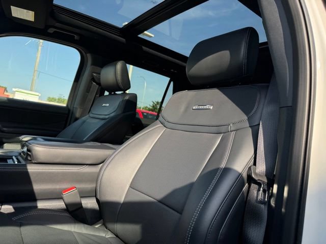 Certified 2025 Ford Expedition Max Platinum w/ Stealth Performance Package AWD/4WD image 7