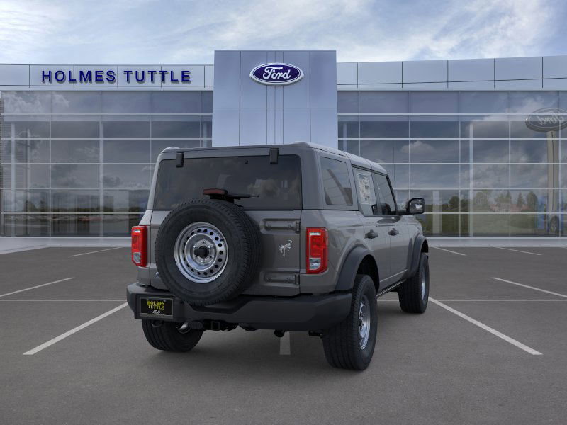 New 2025 Ford Bronco Base image 8