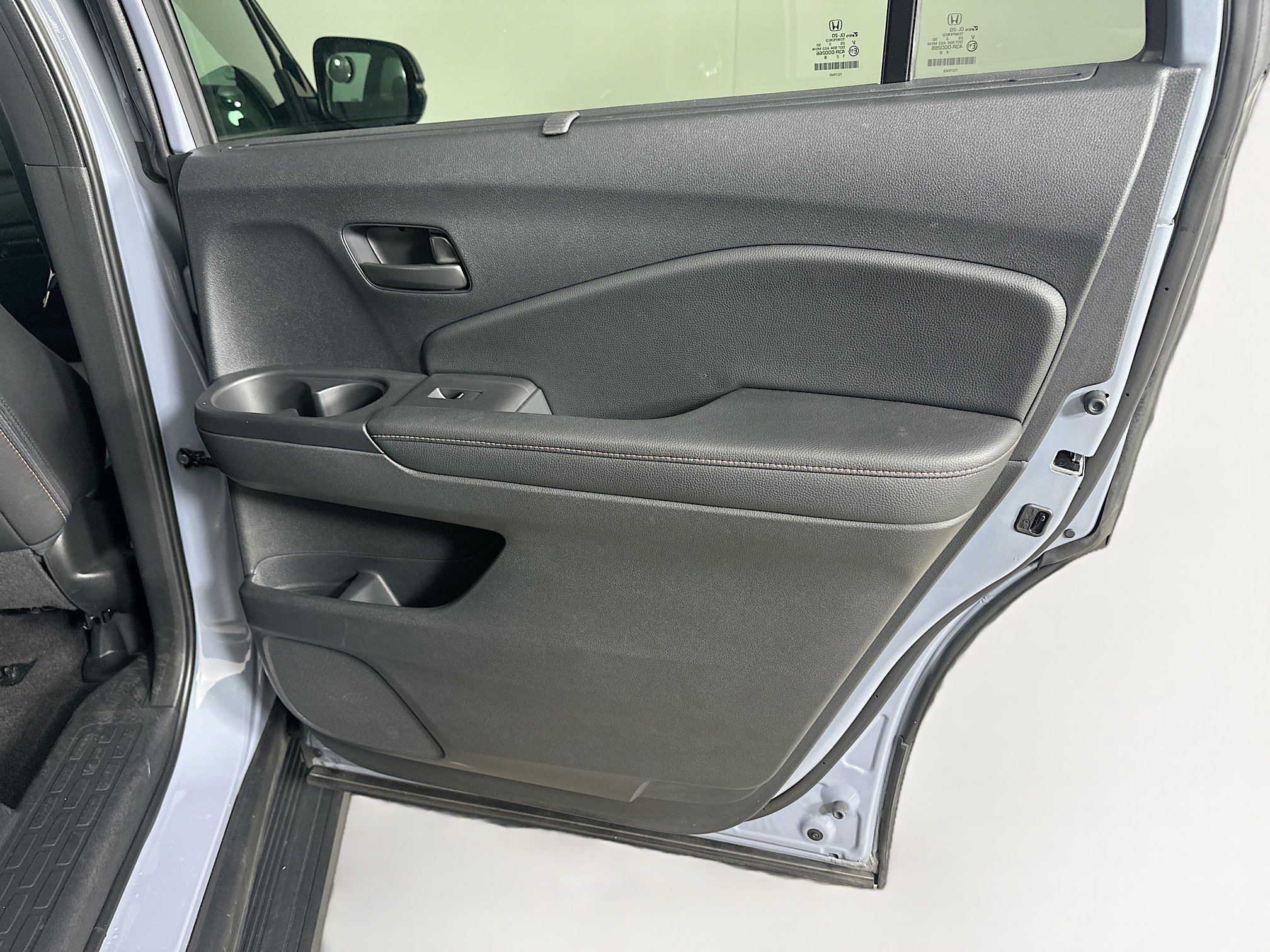 Used 2024 Honda Passport TrailSport image 30