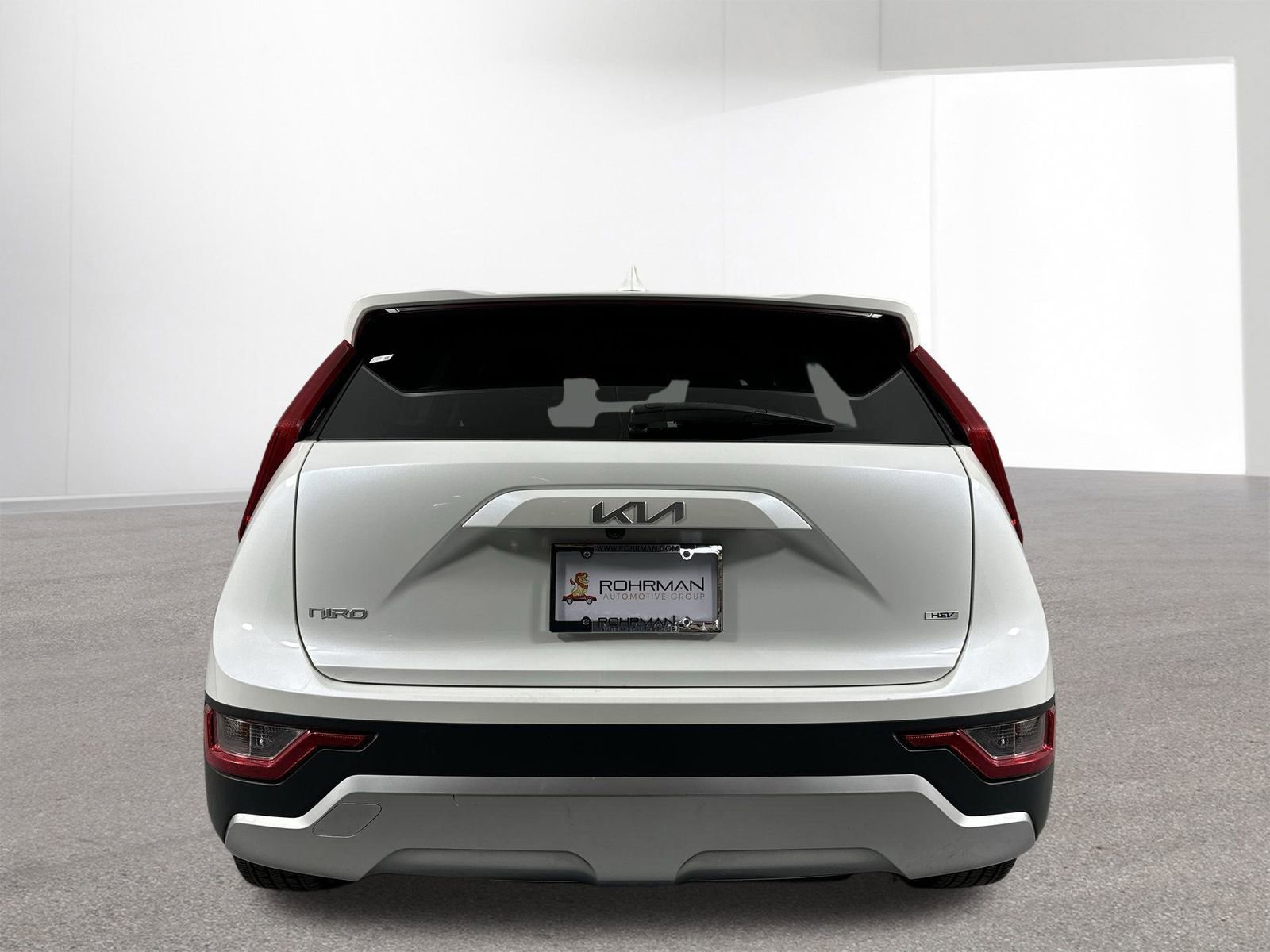 Used 2023 Kia Niro LX image 31