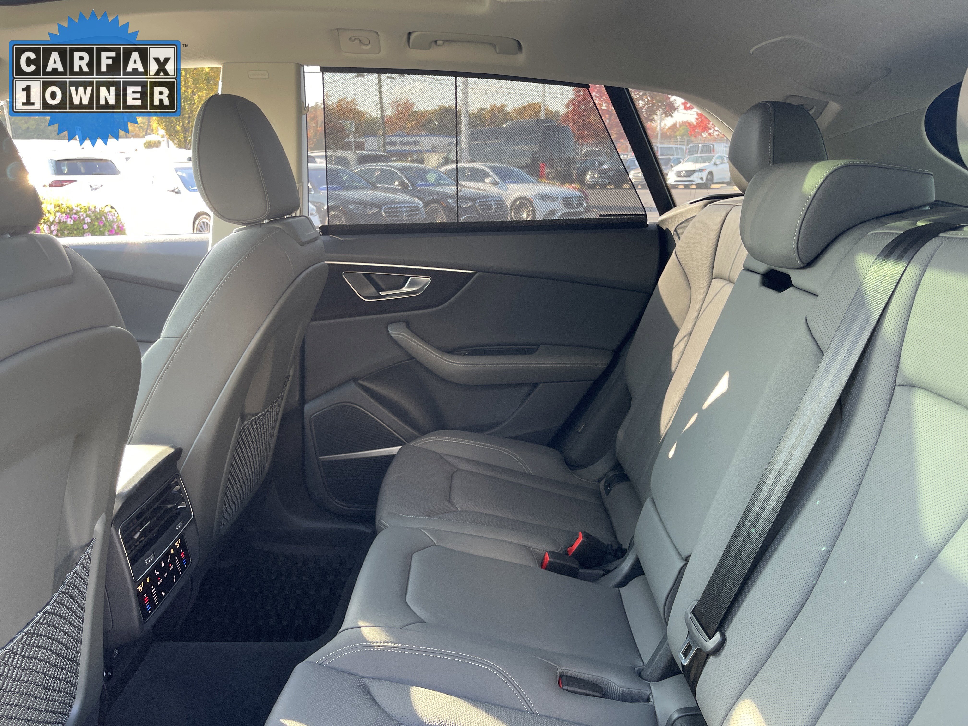 Used 2025 Audi Q8 Premium Plus image 32