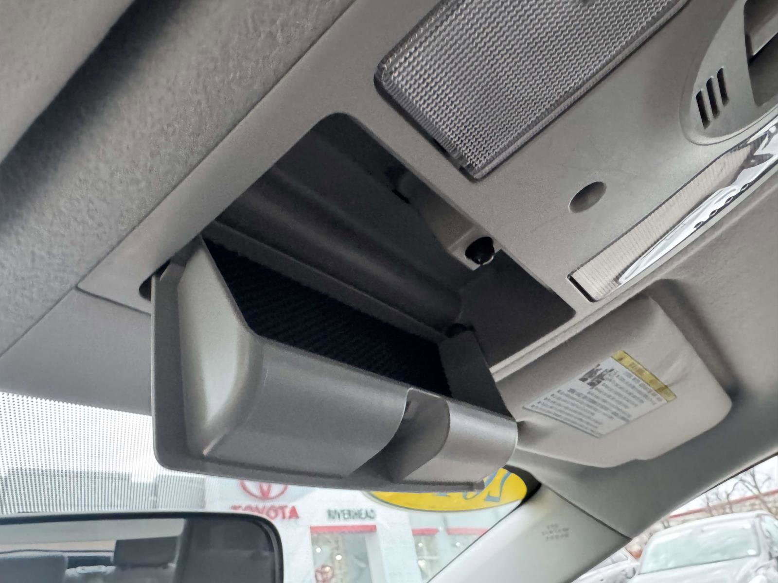 Used 2011 Toyota Prius Three image 30