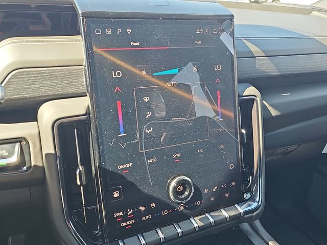 New 2026 GMC Yukon AT4 Ultimate image 23