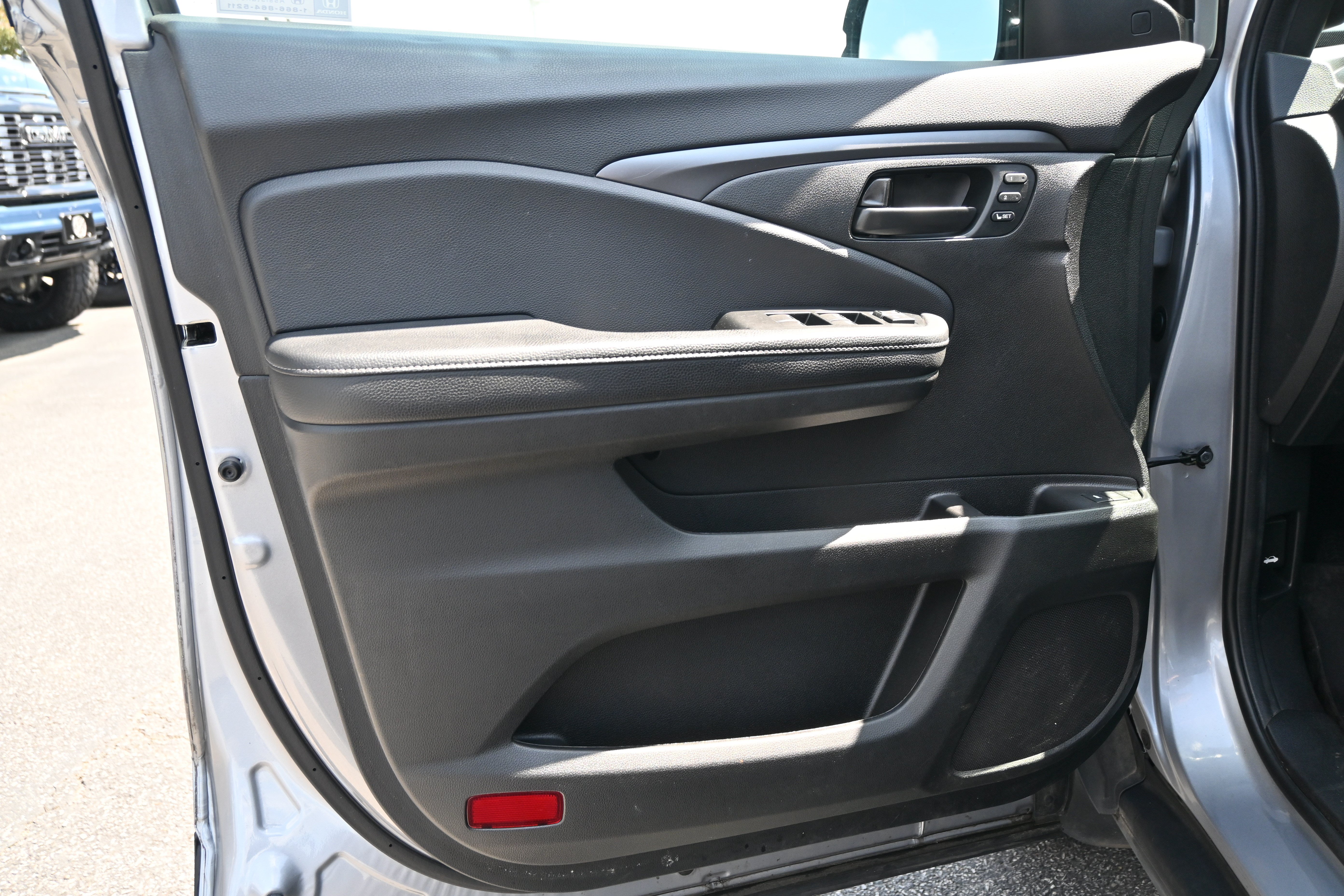Used 2022 Honda Passport EX-L image 14