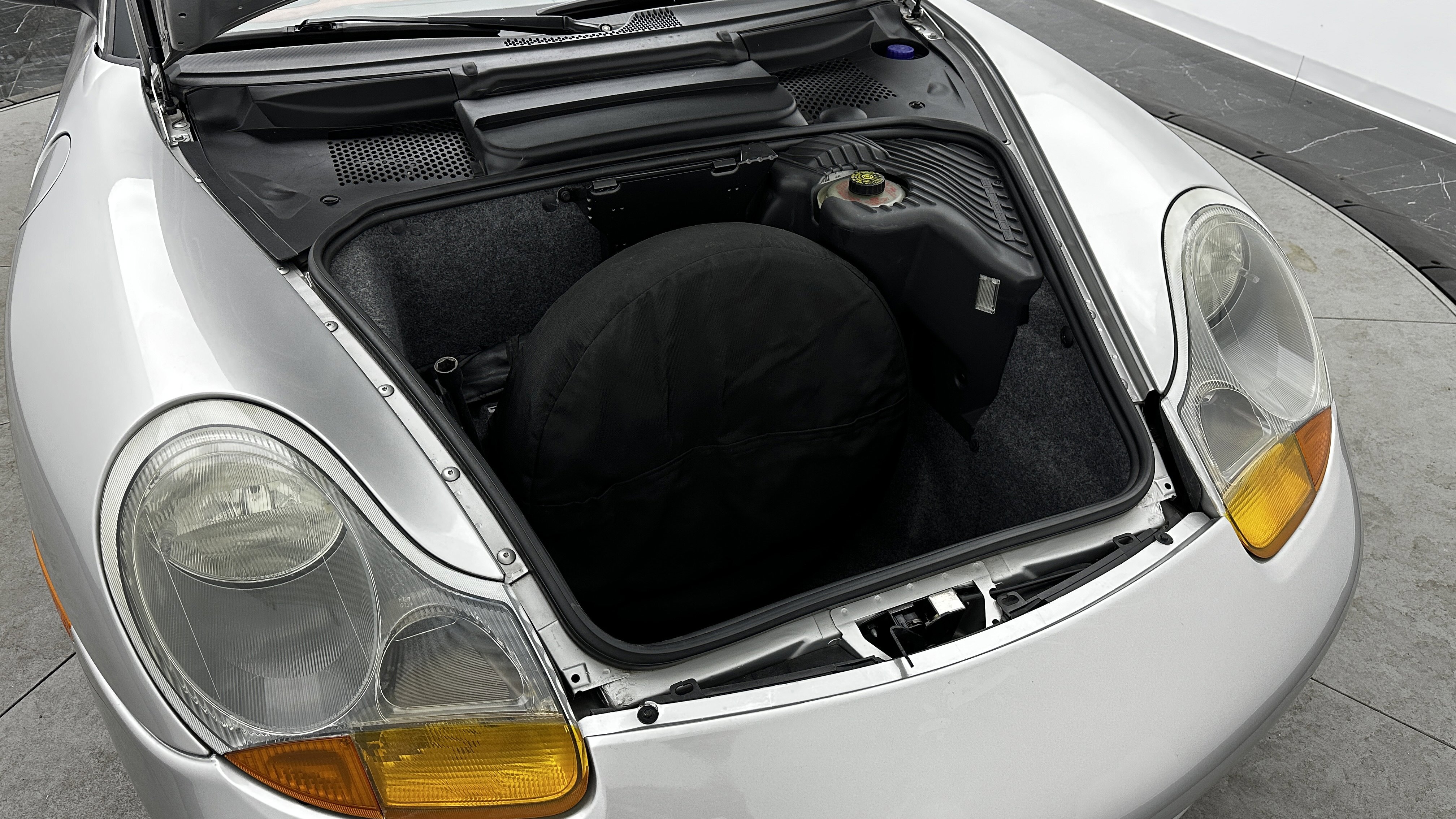 Used 1998 Porsche Boxster image 18