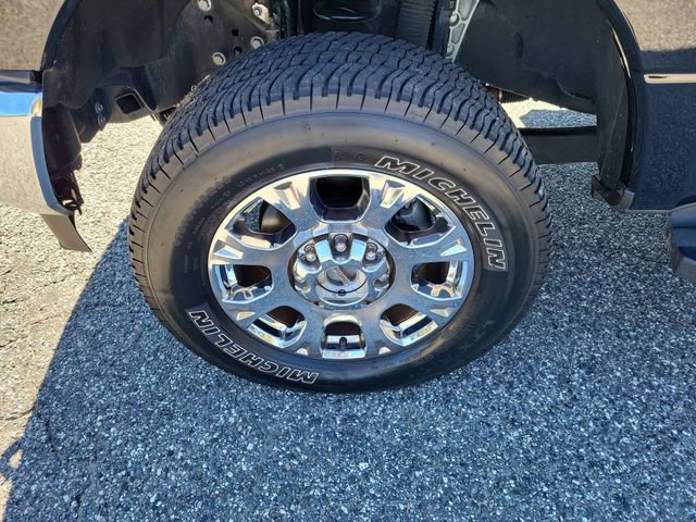 Used 2022 Ford F250 Lariat w/ Lariat Ultimate Package image 5