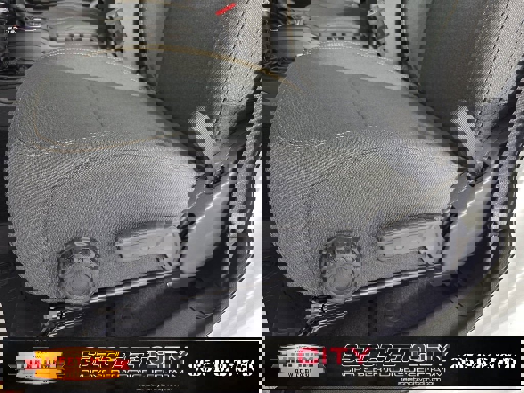 New 2025 Jeep Gladiator Sport image 13