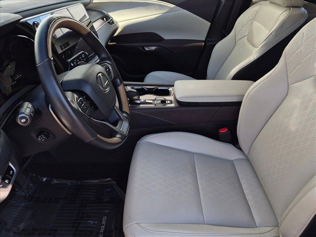 Certified 2026 Lexus RX 350 Premium Plus w/ Accessory Package (Z1) FWD image 16