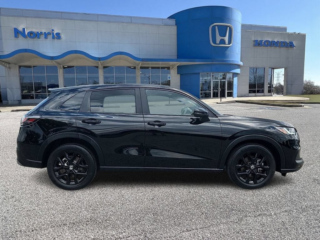 Used 2024 Honda HR-V Sport image 5