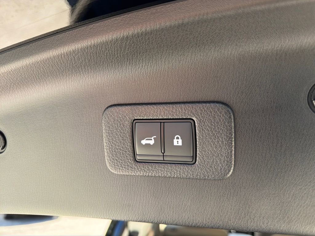 Certified 2024 Nissan Armada SL w/ Captain's Chairs Package image 38