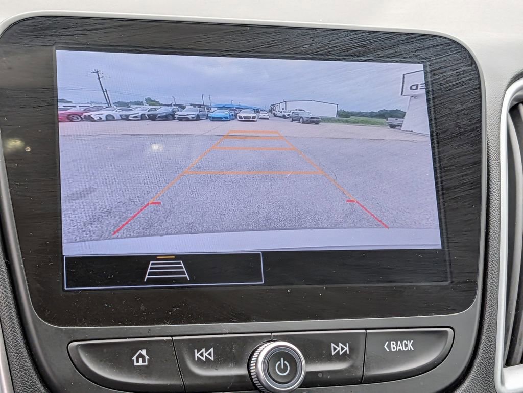 Used 2025 Chevrolet Malibu LT image 18