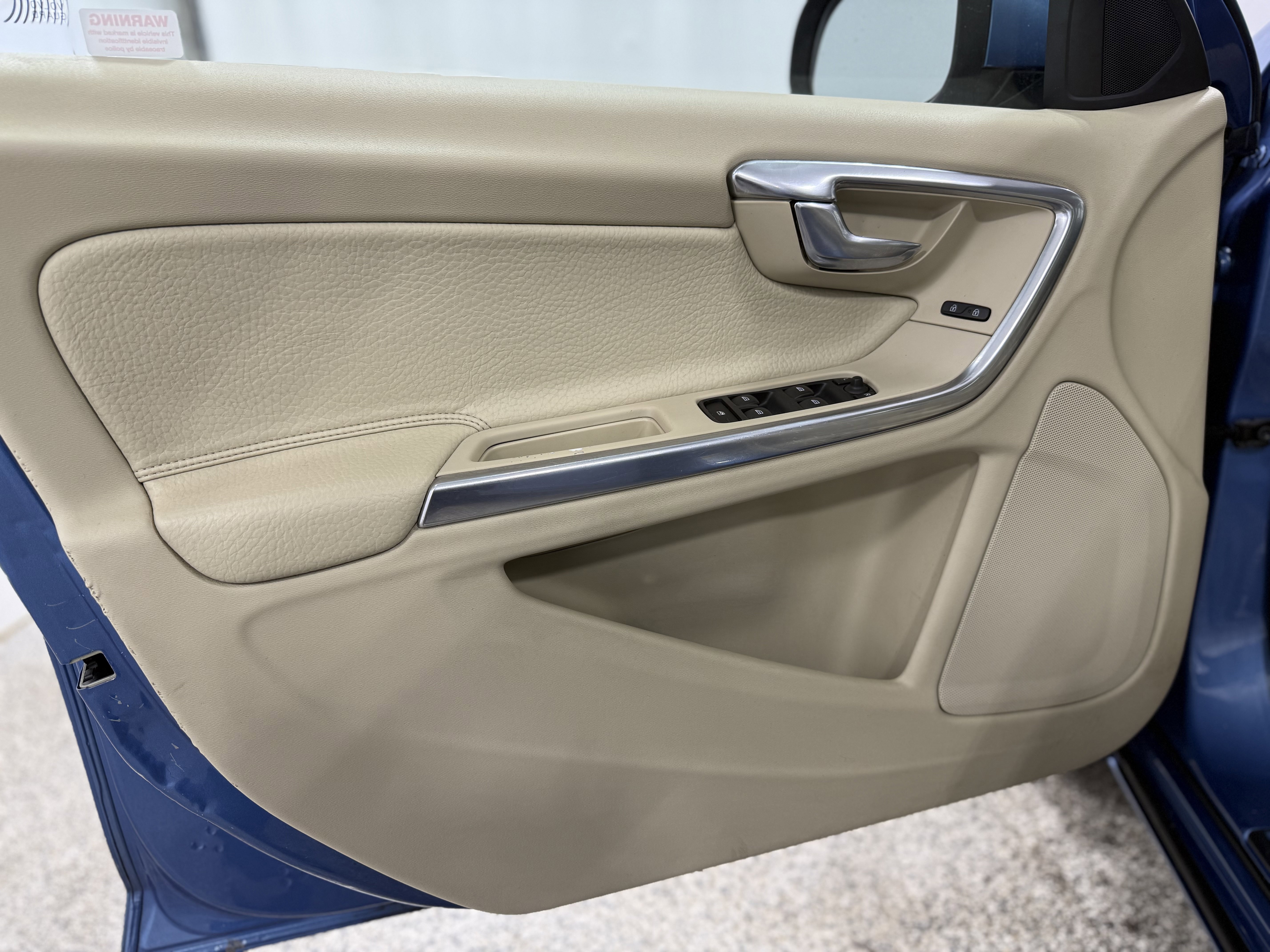 Used 2014 Volvo S60 T5 image 12