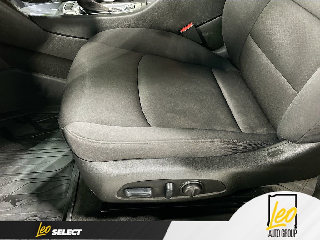 Certified 2024 Chevrolet Malibu RS w/ LPO, Floor Liner Package image 18