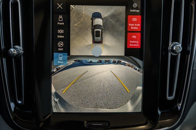 New 2026 Volvo XC40 B5 Plus w/ Protection Package Premier image 42