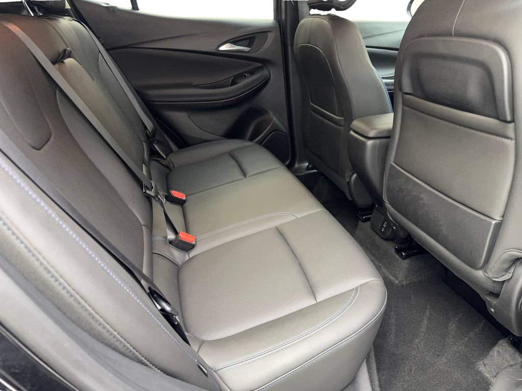 Used 2025 Buick Encore GX Sport Touring w/ Comfort Package FWD image 40