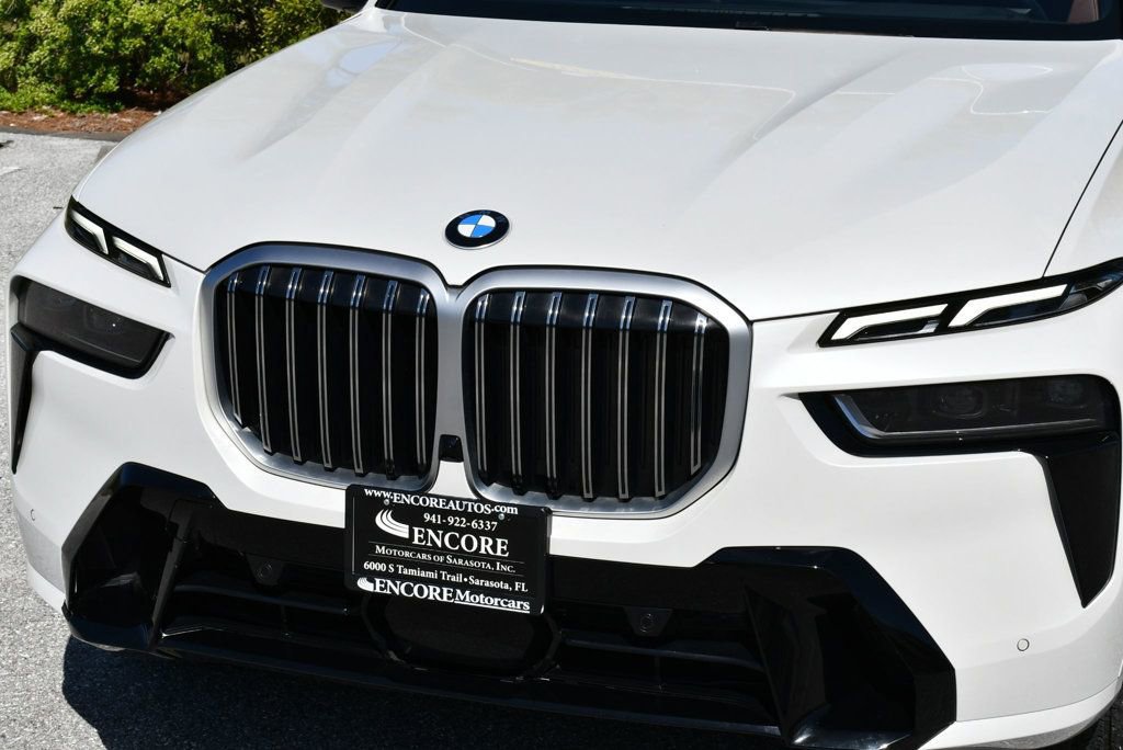 Used 2024 BMW X7 xDrive40i w/ M Sport Package image 39