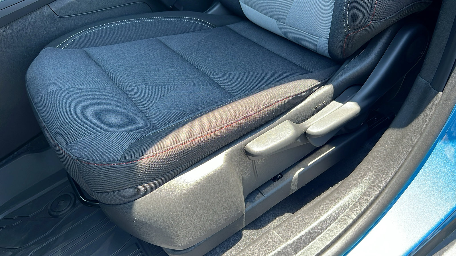 New 2025 Chevrolet Trax RS image 17