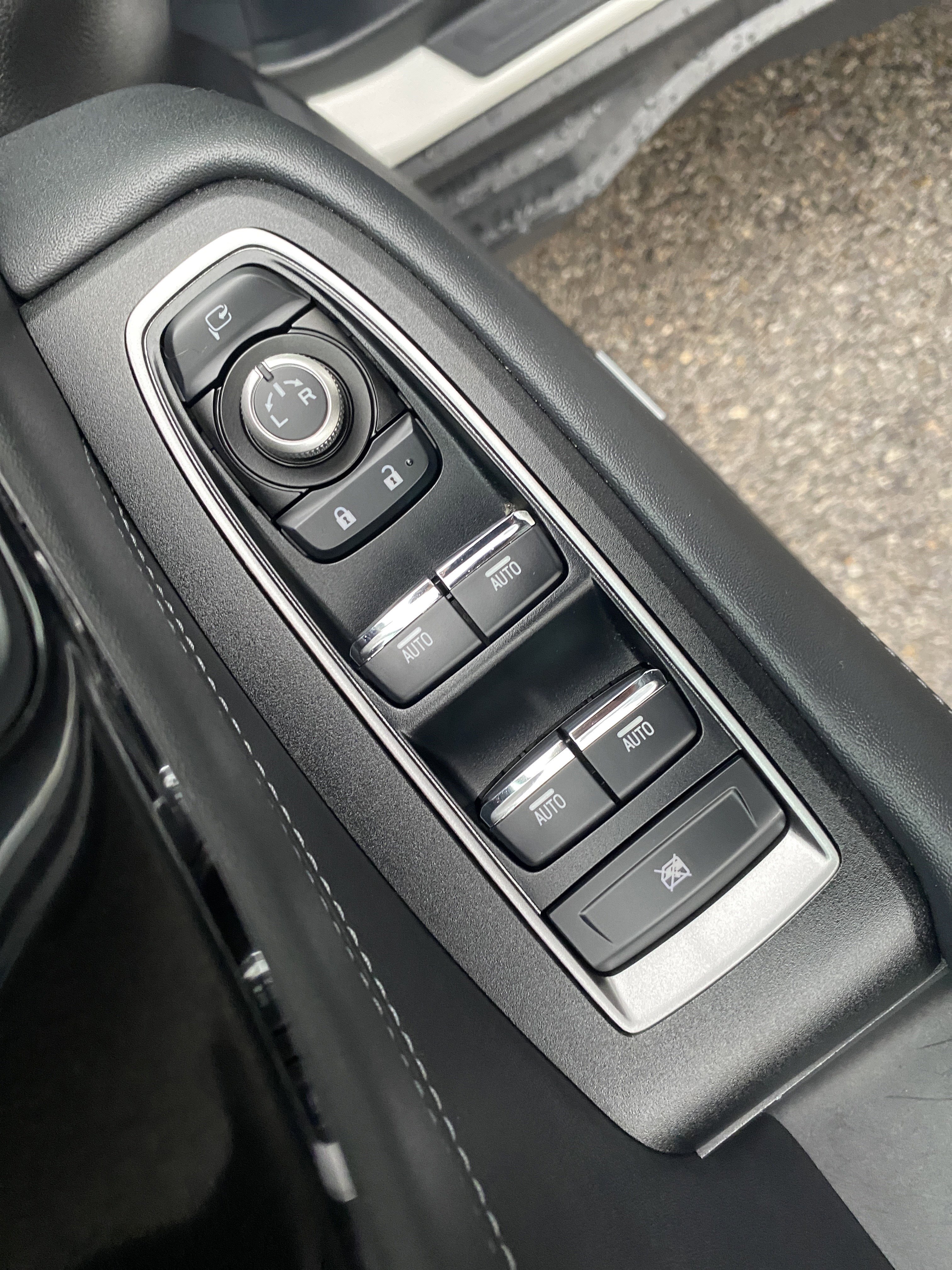 Used 2023 Subaru Outback Touring XT image 17