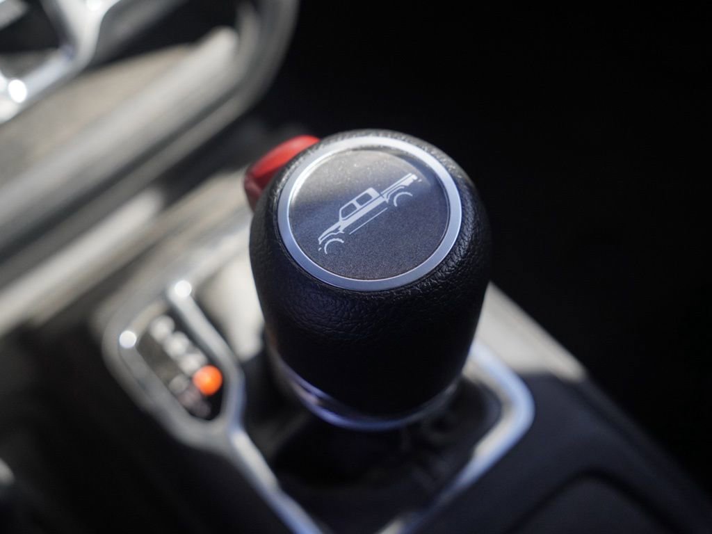 Used 2024 Jeep Gladiator Sport image 17