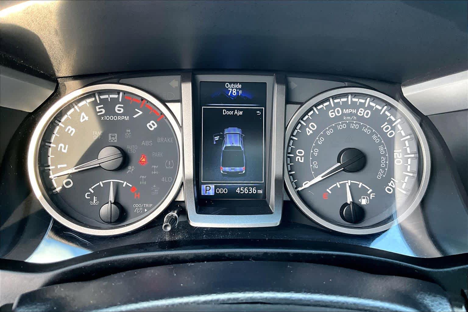 Used 2023 Toyota Tacoma SR5 AWD/4WD image 24