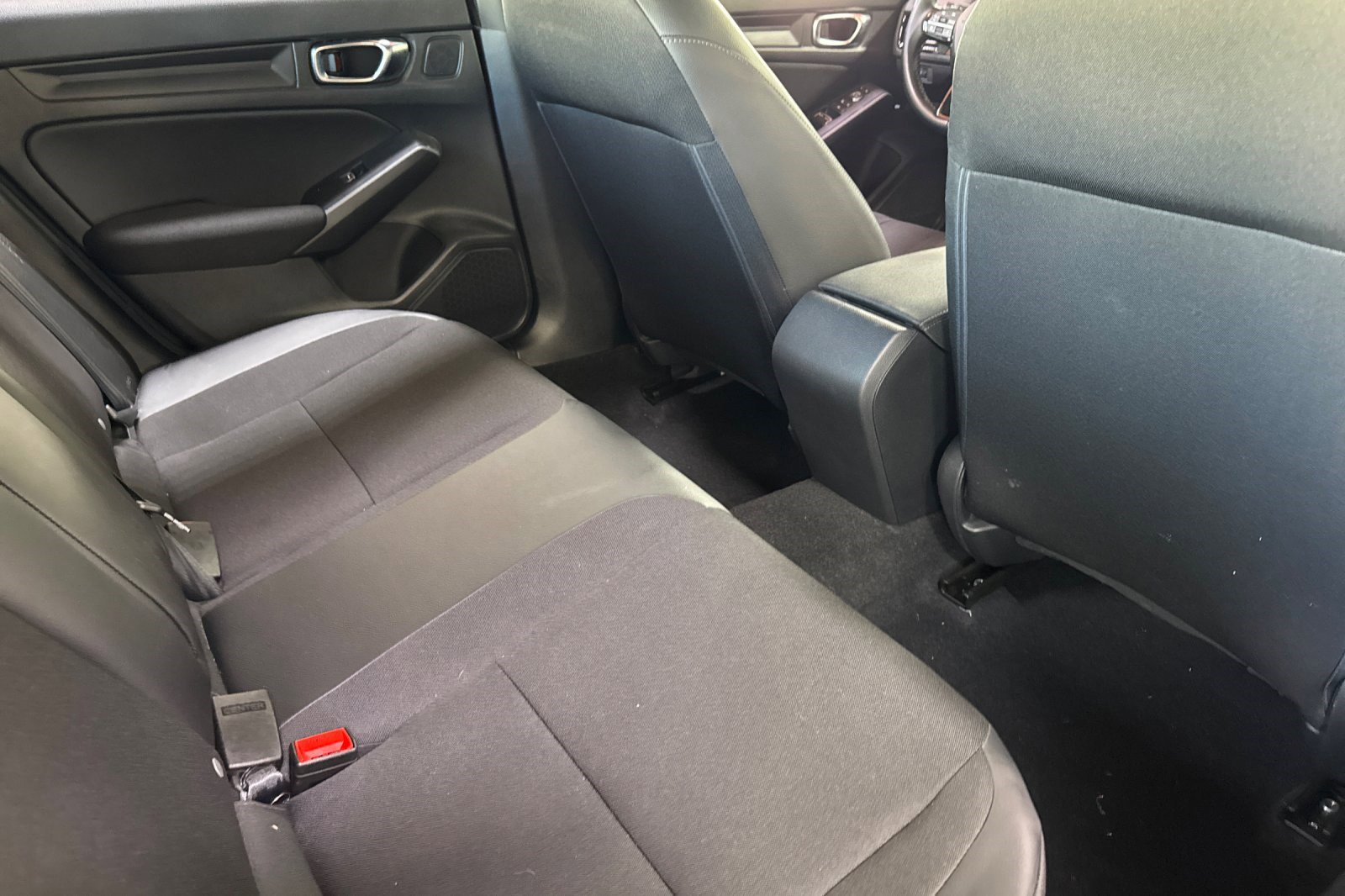 Used 2025 Honda Civic Sport image 30