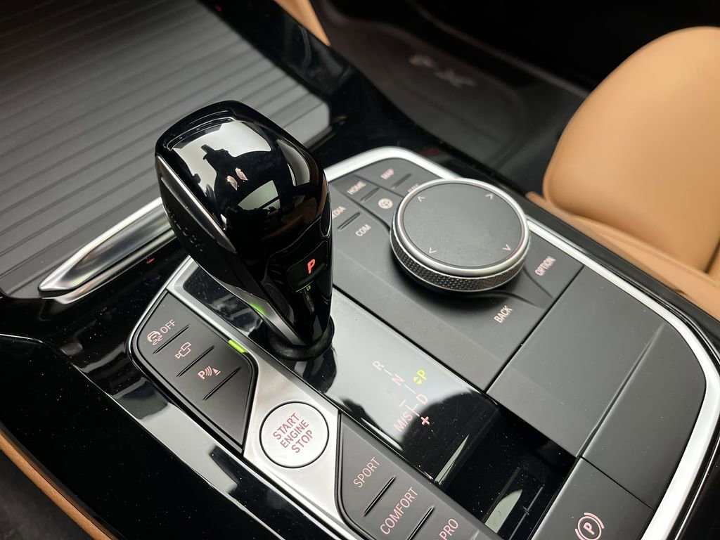 Certified 2024 BMW X4 M40i w/ Premium Package image 20