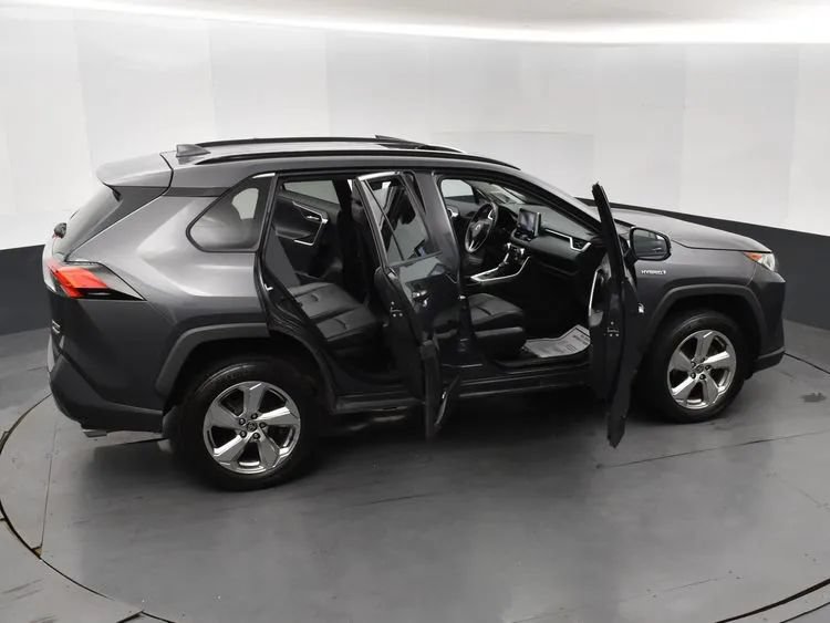 Used 2021 Toyota RAV4 Limited w/ Limited Grade Weather Package AWD/4WD image 6