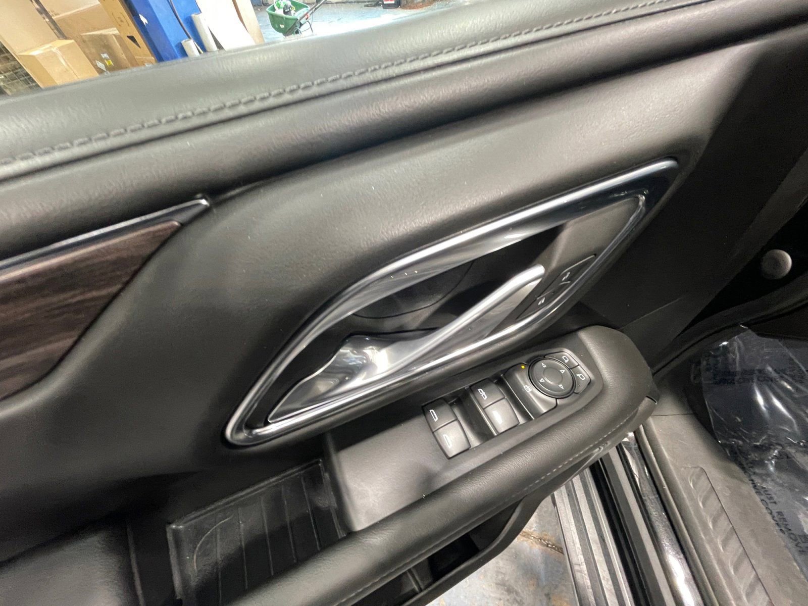 Used 2023 Chevrolet Suburban LS w/ Driver Alert Package image 11