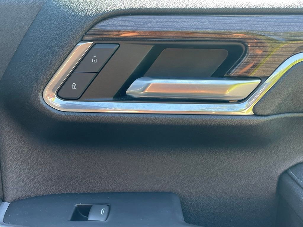 Certified 2023 Chevrolet Silverado 1500 LT Trail Boss w/ LPO, Dark Essentials Package AWD/4WD image 15